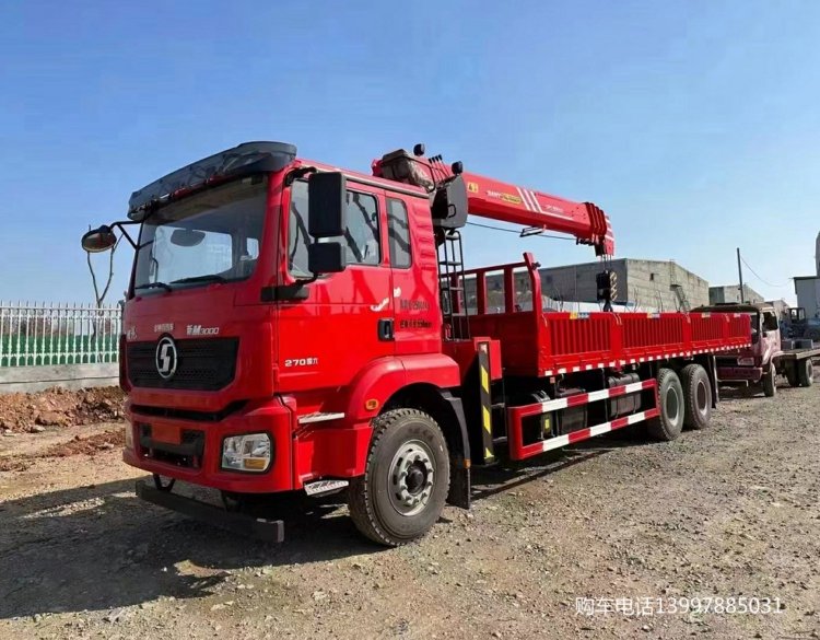 您值得擁有陜汽德龍后八輪隨車吊三一12噸四節(jié)臂吊機(jī)冷鉚工藝車廂