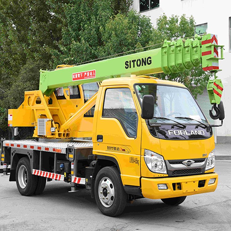 四通機械供應(yīng)5噸福田藍牌汽車吊建筑工程用運輸起重機支持定制