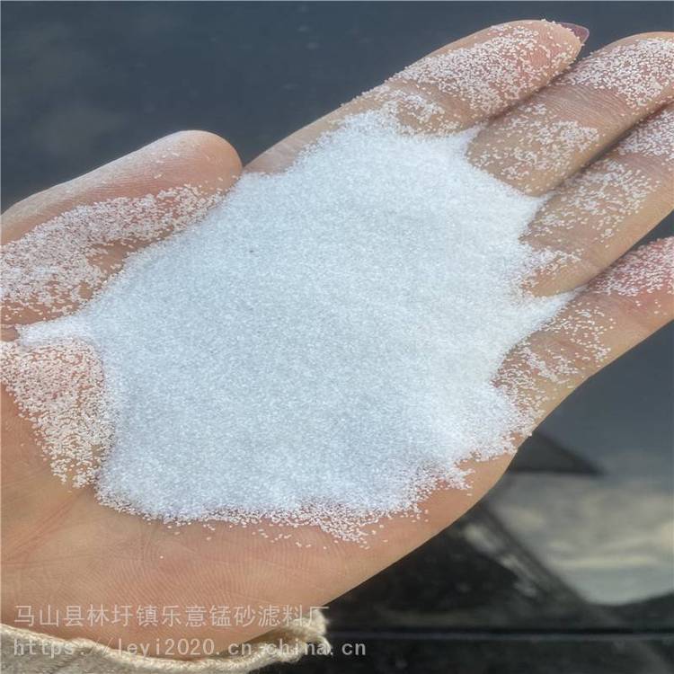 廠家批發(fā)樂(lè)意10-20目雪花白砂_兒童樂(lè)園白沙